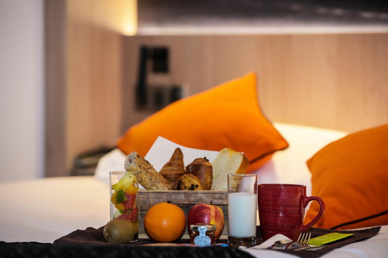 Logis Hotel Angers Sud מראה חיצוני תמונה